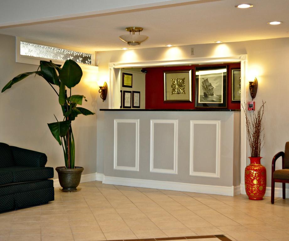 Bradford Inn And Suites Plymouth Exteriér fotografie