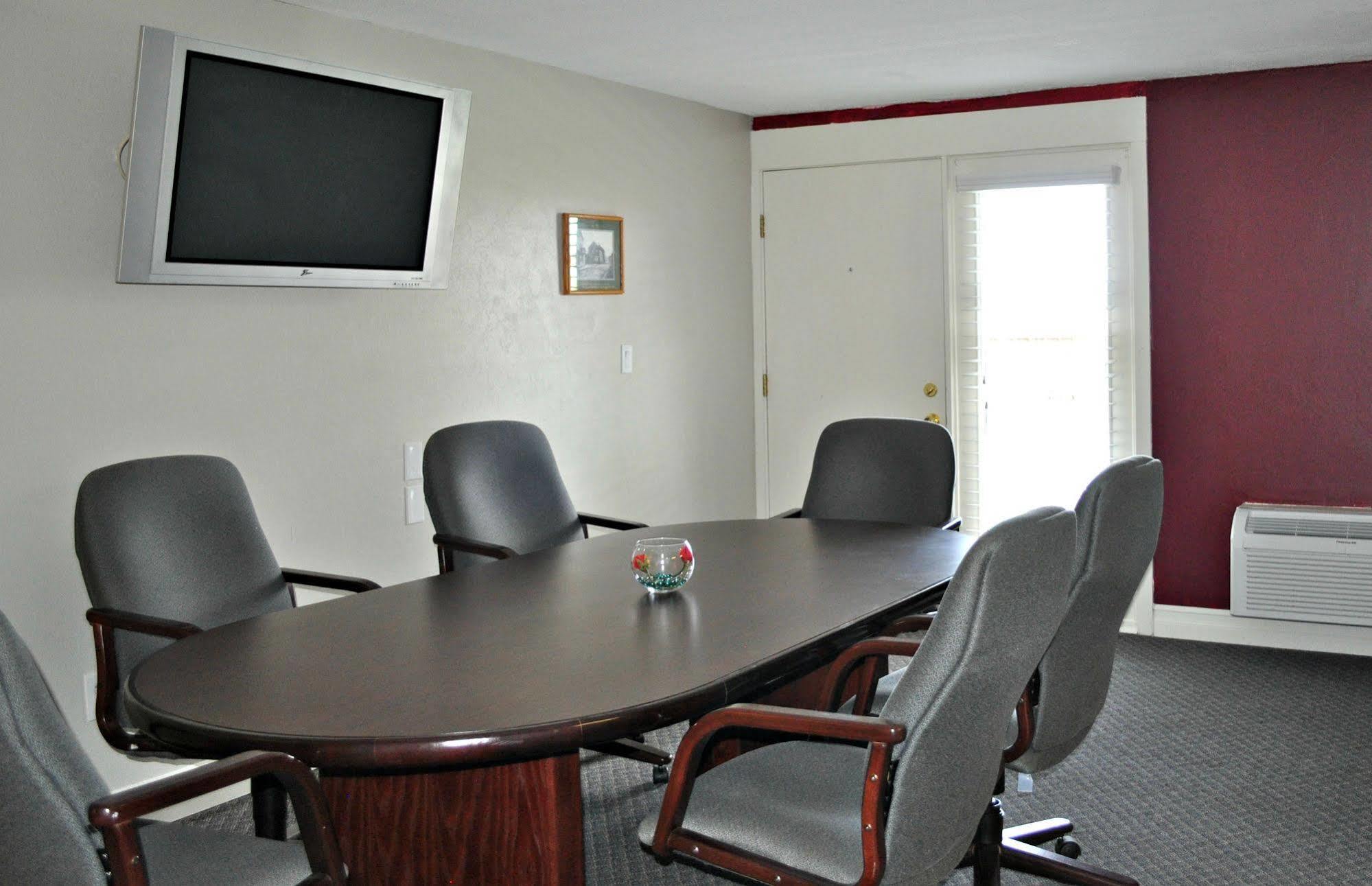 Bradford Inn And Suites Plymouth Exteriér fotografie